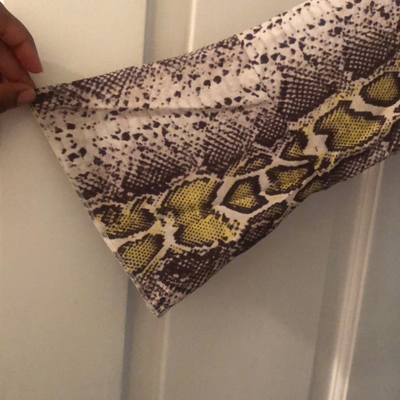 Ruffle Wrap Snake Dress - Picture 4 of 4